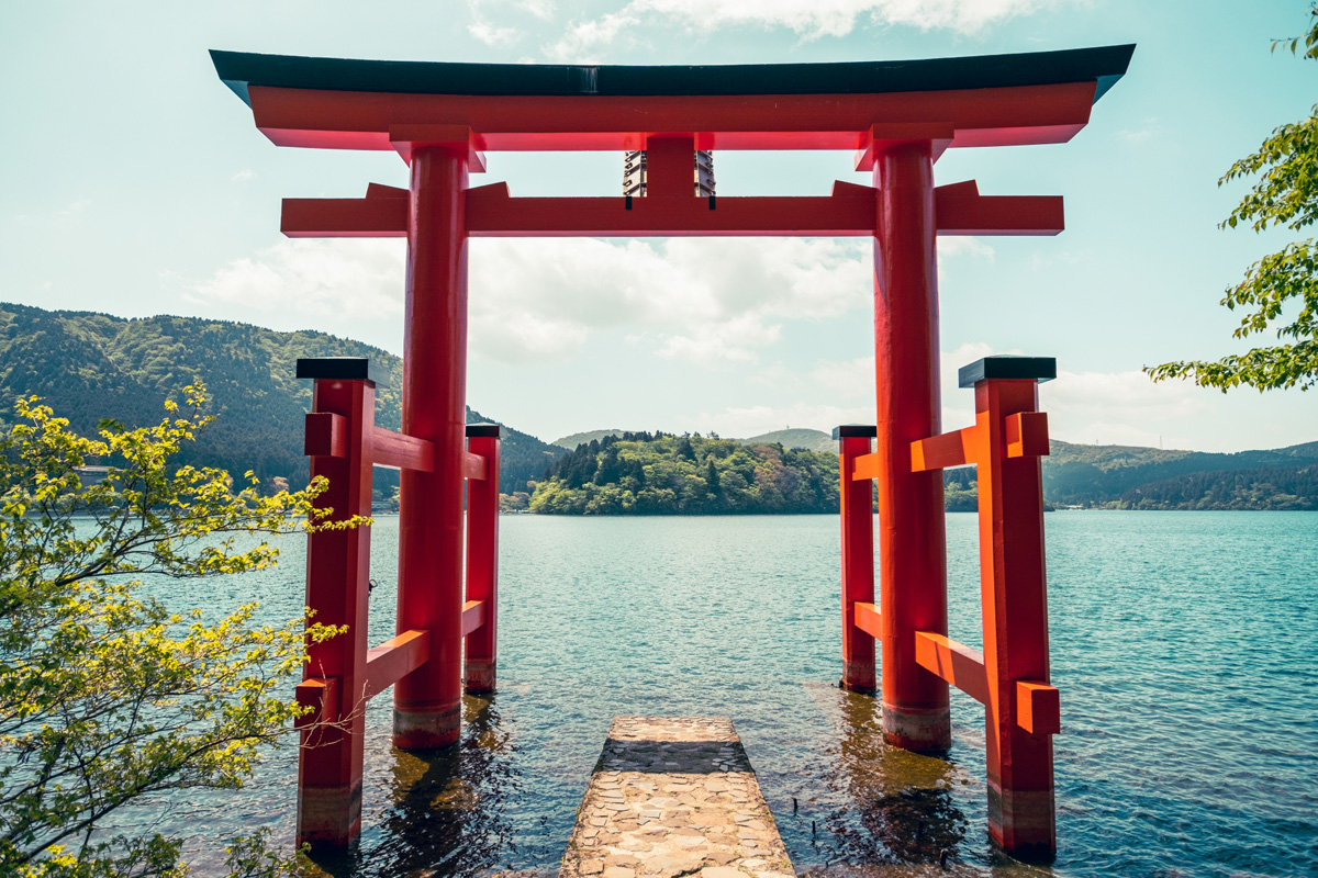 Hakone Shrine